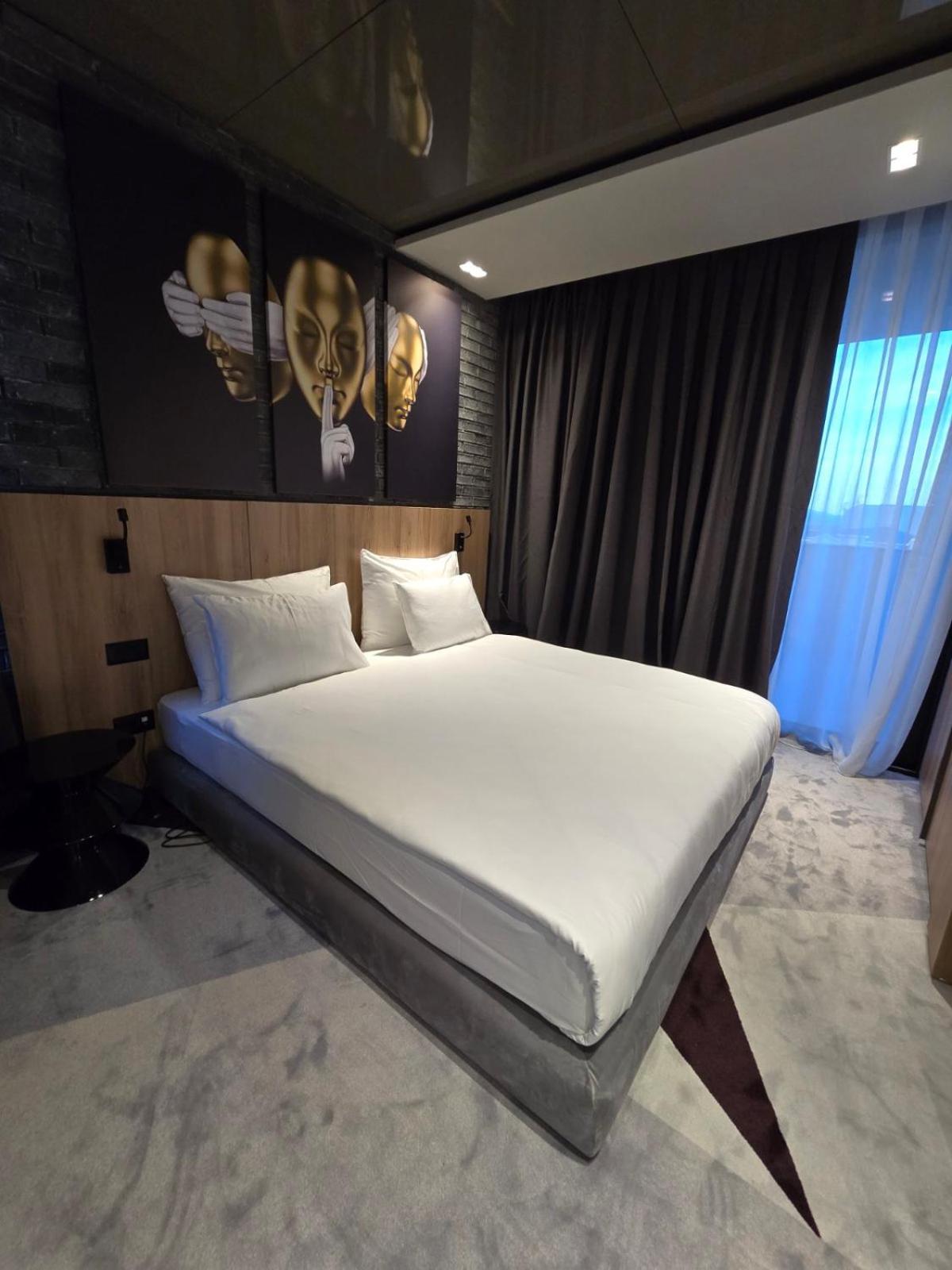 Hotel Vojvoda Putnik Vranje Kültér fotó