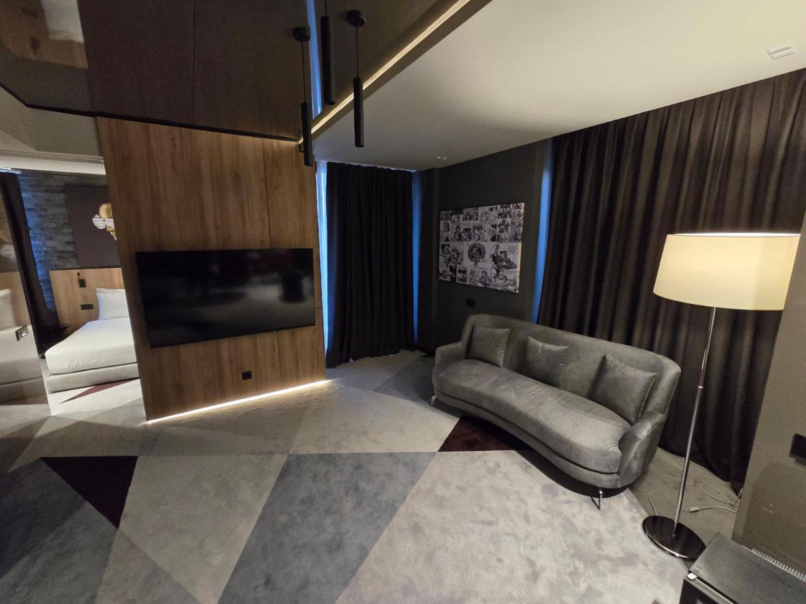 Hotel Vojvoda Putnik Vranje Kültér fotó