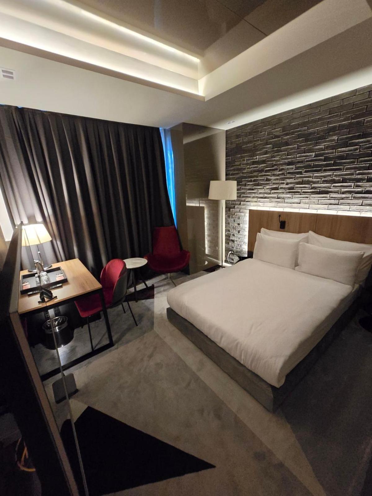 Hotel Vojvoda Putnik Vranje Kültér fotó