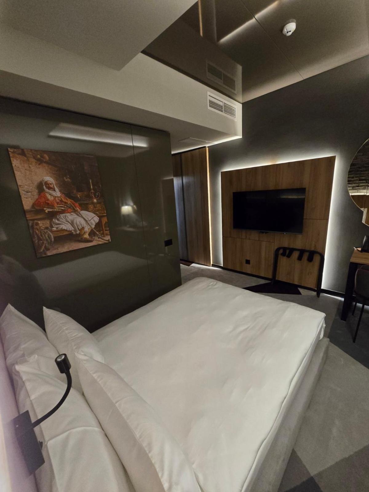 Hotel Vojvoda Putnik Vranje Kültér fotó