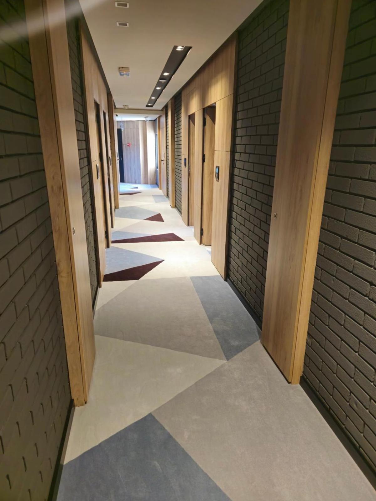 Hotel Vojvoda Putnik Vranje Kültér fotó